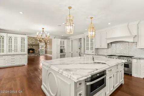 386 Westover Road Stamford CT 06902