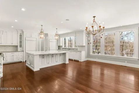 386 Westover Road Stamford CT 06902