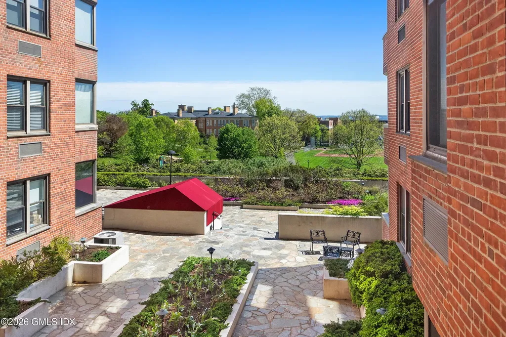 40 W Elm Street Greenwich CT 06830