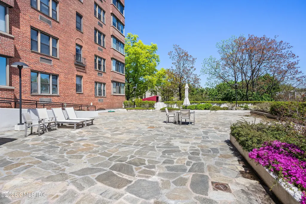 40 W Elm Street Greenwich CT 06830