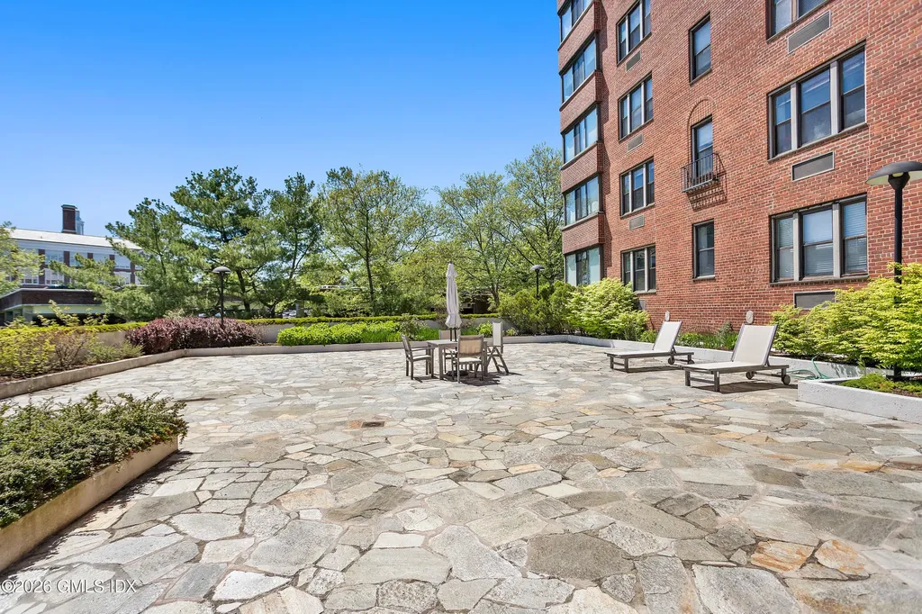 40 W Elm Street Greenwich CT 06830