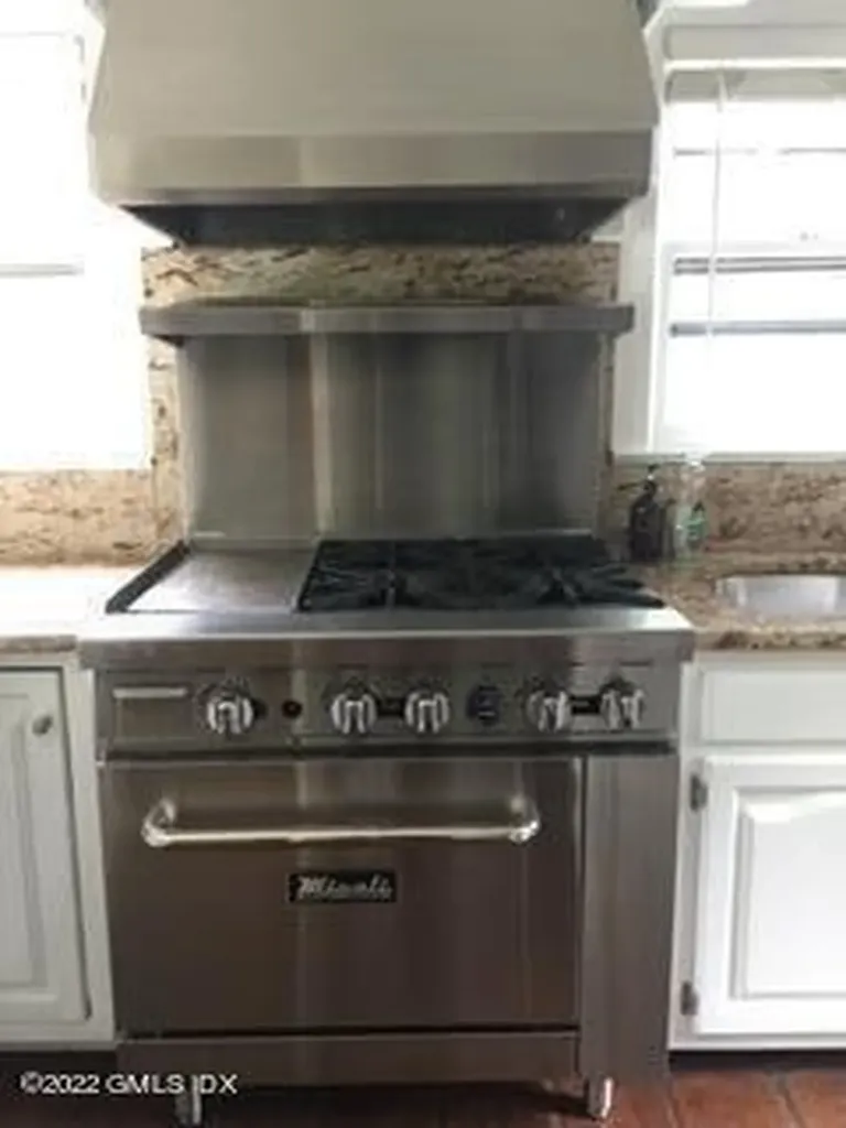 12 Old Post Road Cos Cob CT 06807