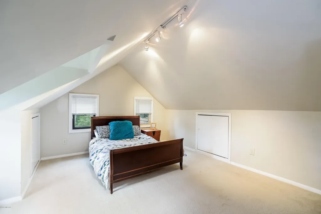 12 Old Post Road Cos Cob CT 06807