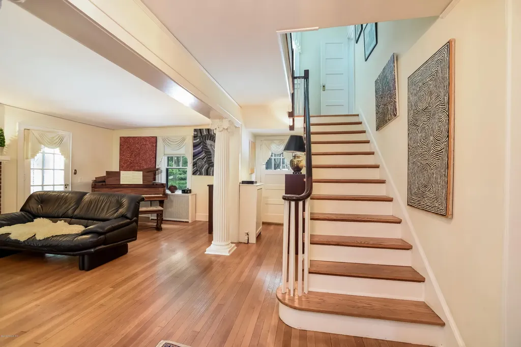 12 Old Post Road Cos Cob CT 06807