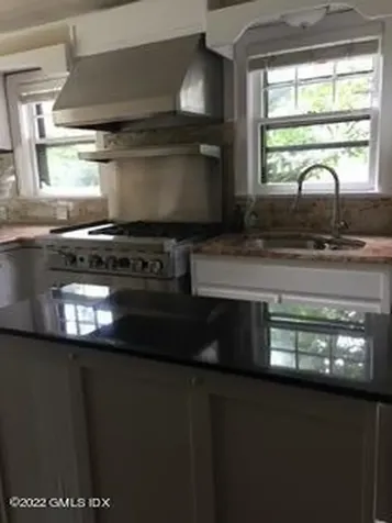 12 Old Post Road Cos Cob CT 06807