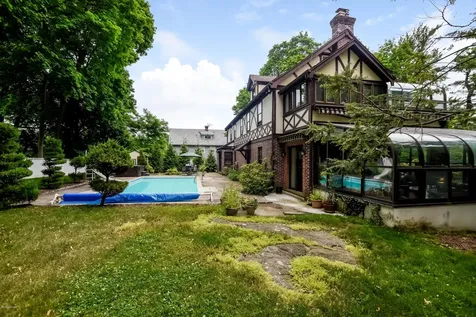 12 Old Post Road Cos Cob CT 06807