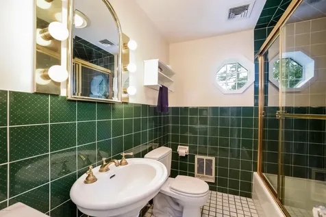 12 Old Post Road Cos Cob CT 06807