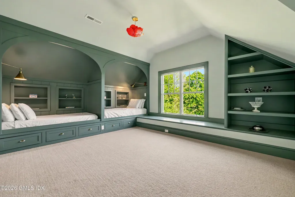 322 Main Street New Canaan CT 06840