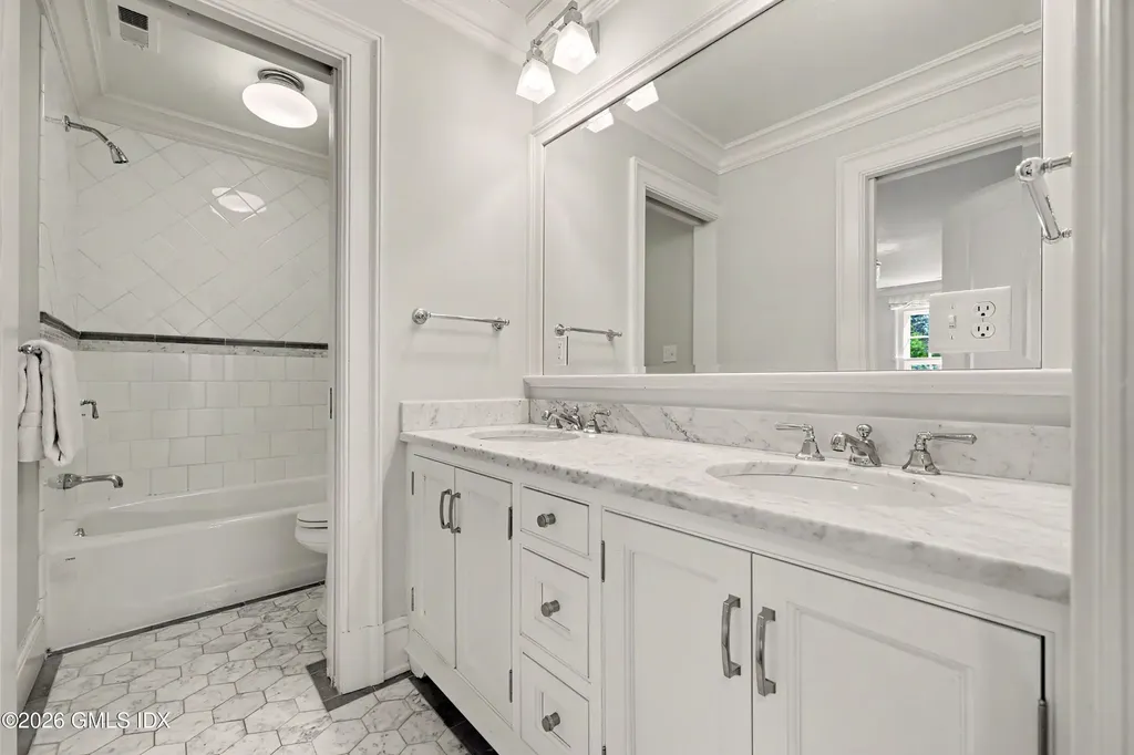 322 Main Street New Canaan CT 06840