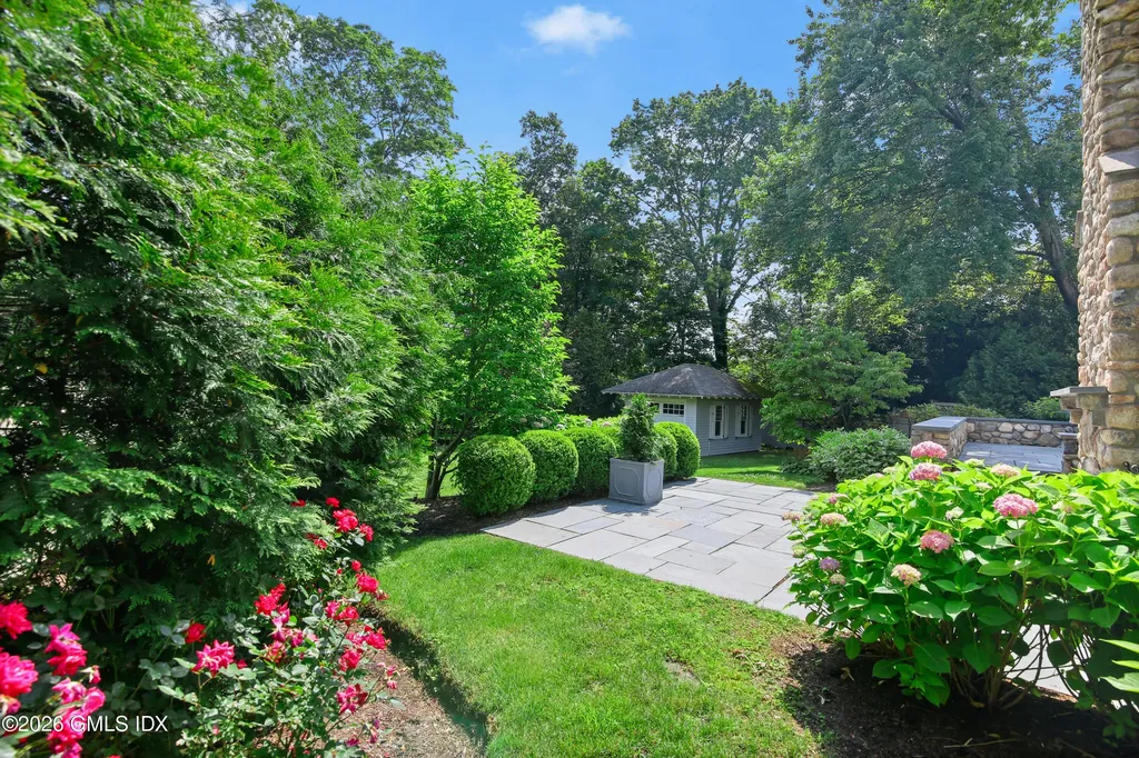 322 Main Street New Canaan CT 06840