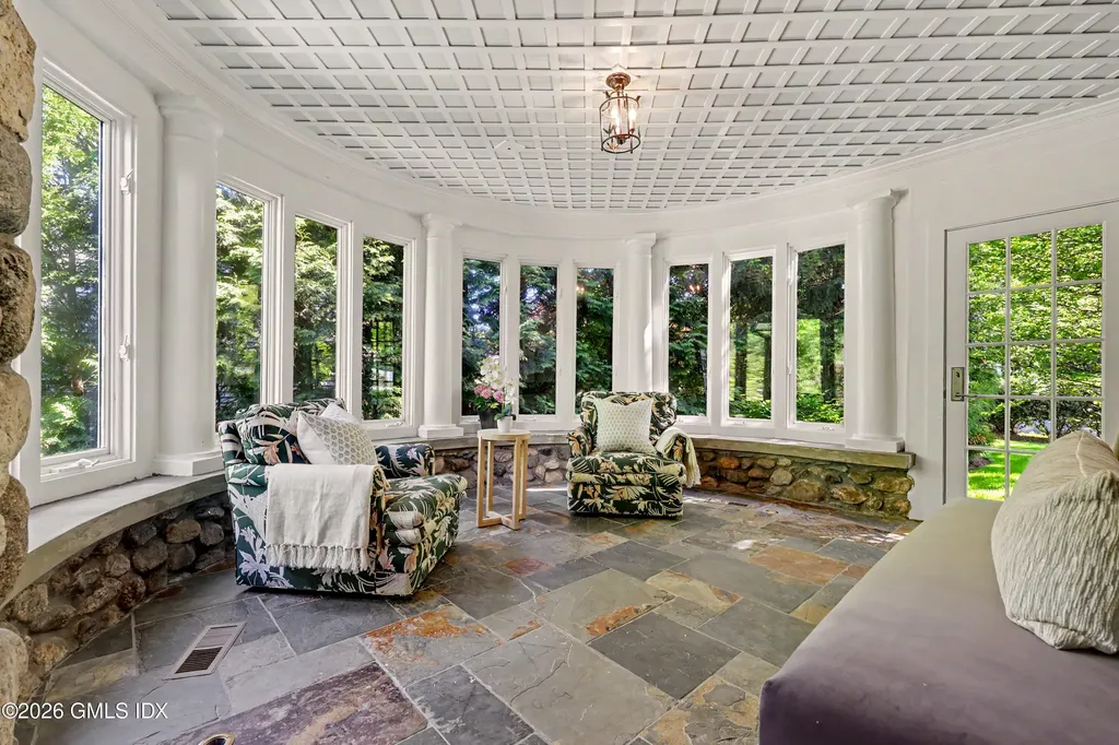 322 Main Street New Canaan CT 06840