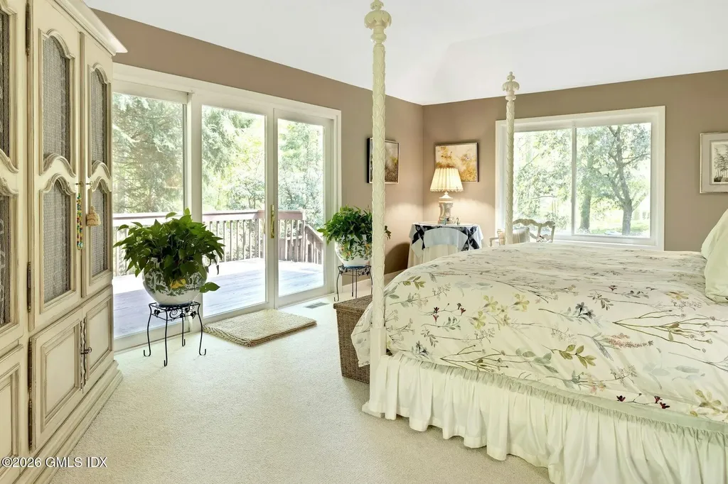 33 Butternut Lane Stamford CT 06903