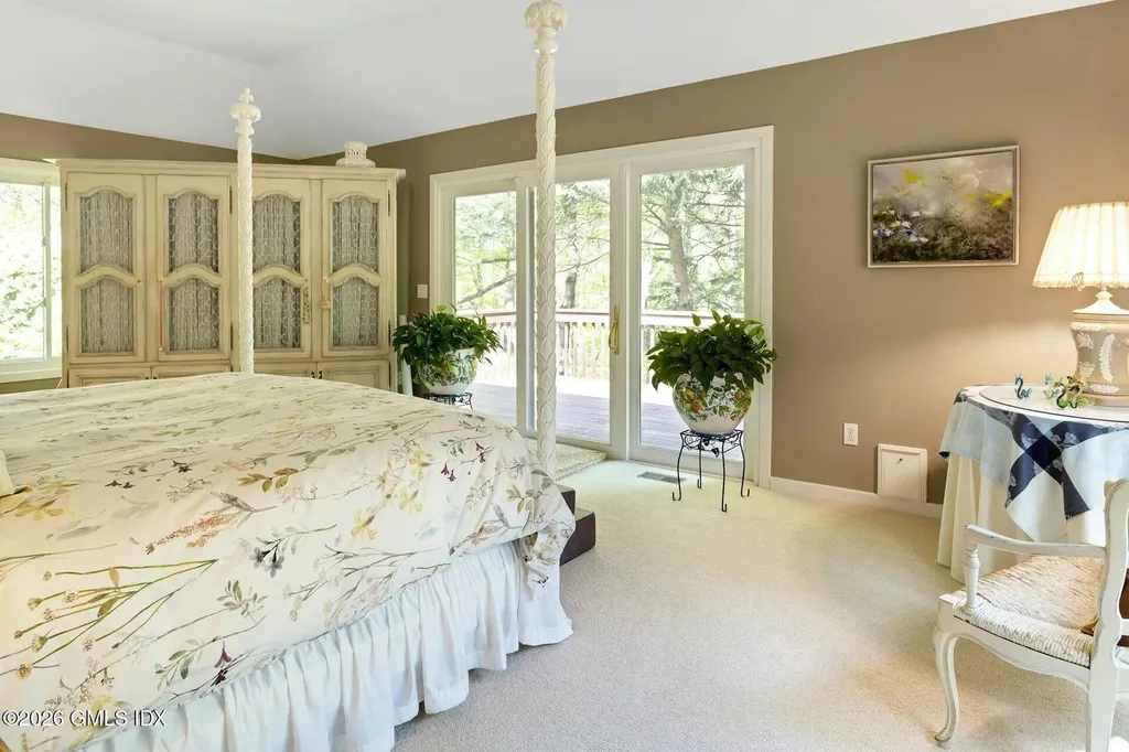 33 Butternut Lane Stamford CT 06903