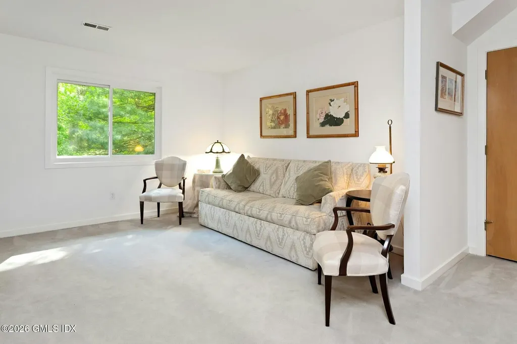 33 Butternut Lane Stamford CT 06903