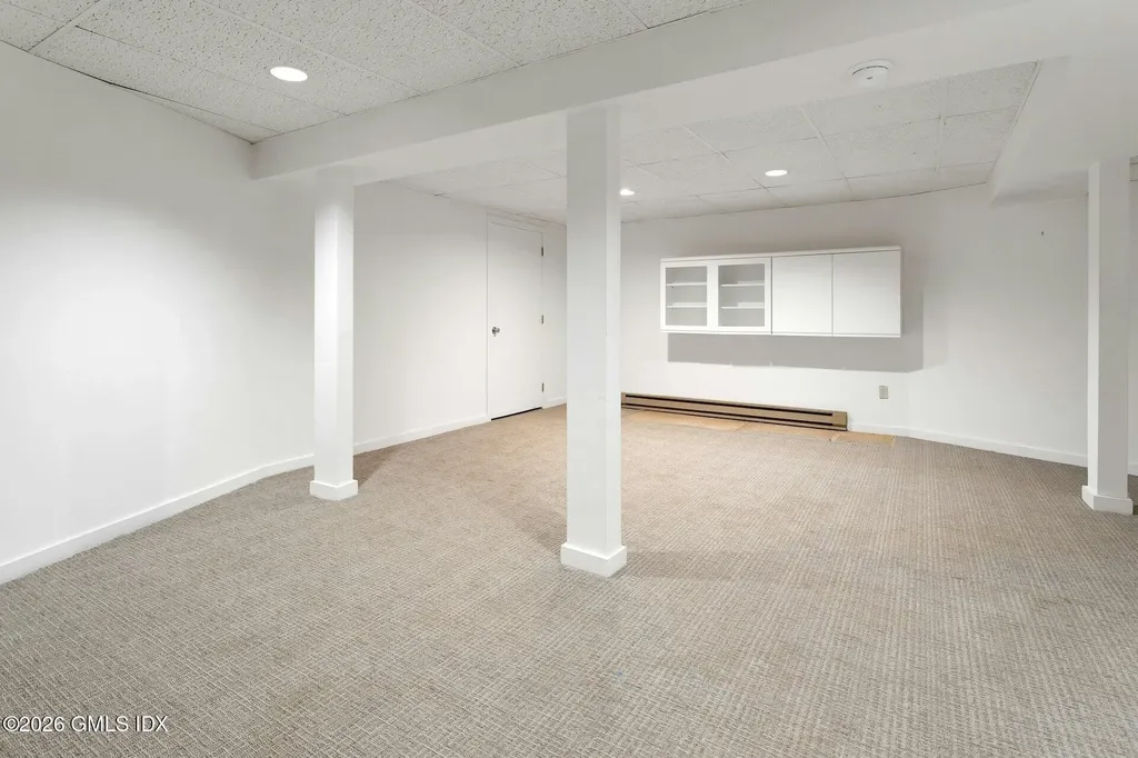 33 Butternut Lane Stamford CT 06903