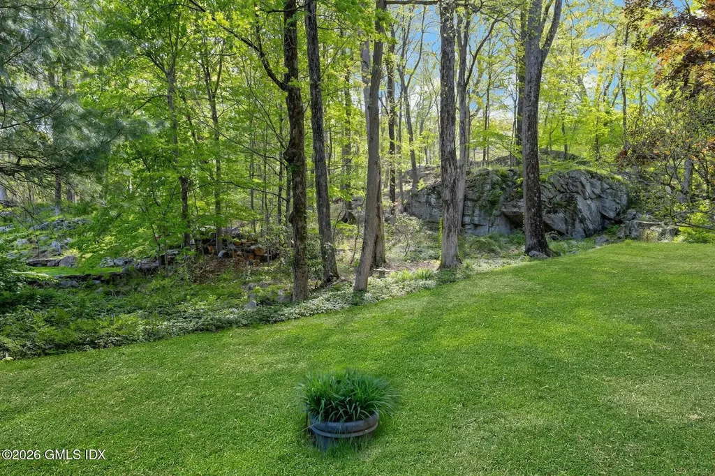33 Butternut Lane Stamford CT 06903