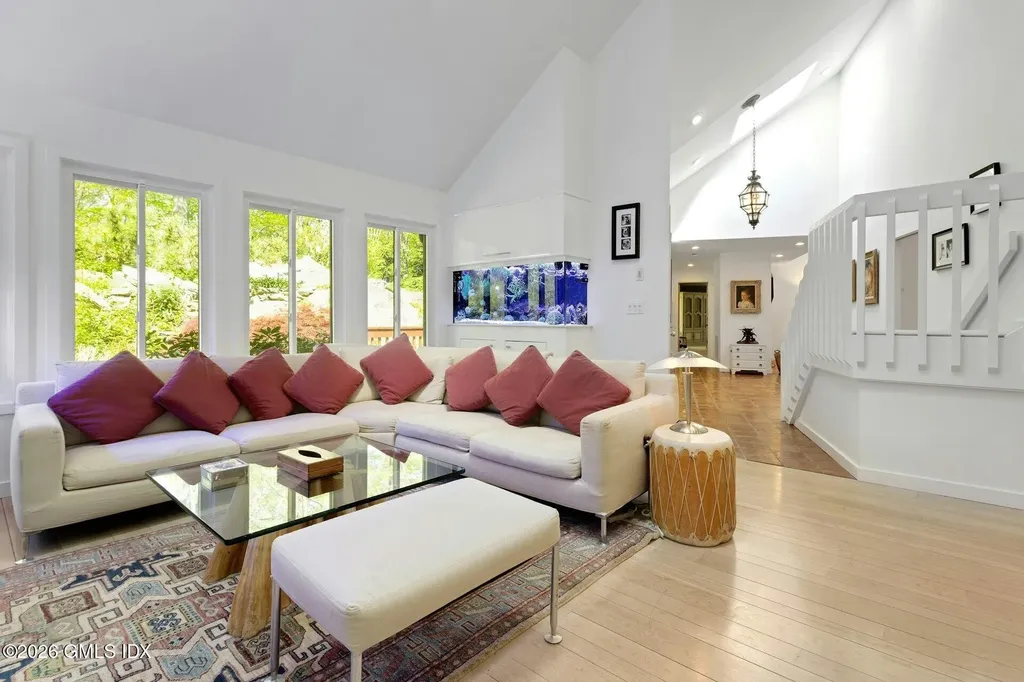 33 Butternut Lane Stamford CT 06903