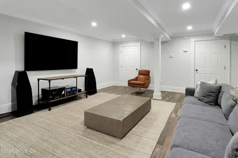 2 Sylvan Lane Old Greenwich CT 06870