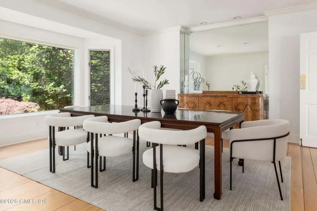 553 Indian Field Road Greenwich CT 06830