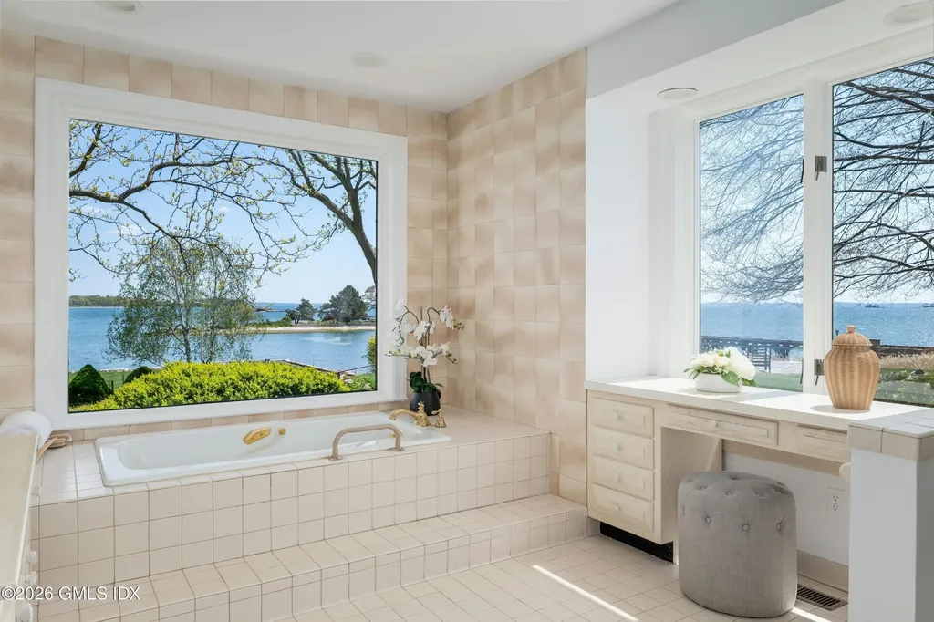 553 Indian Field Road Greenwich CT 06830