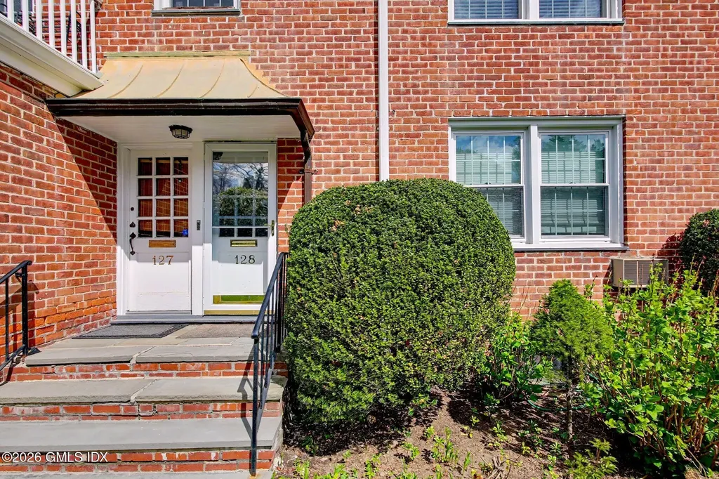 128 Putnam Park Greenwich CT 06830