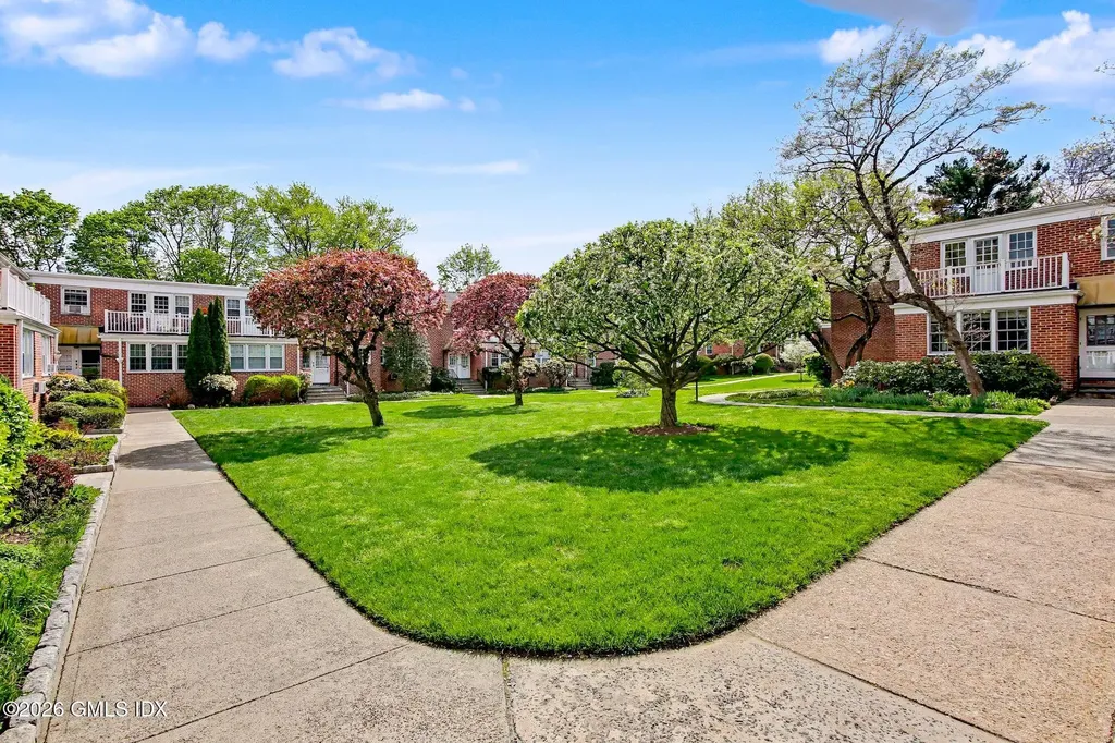 128 Putnam Park Greenwich CT 06830