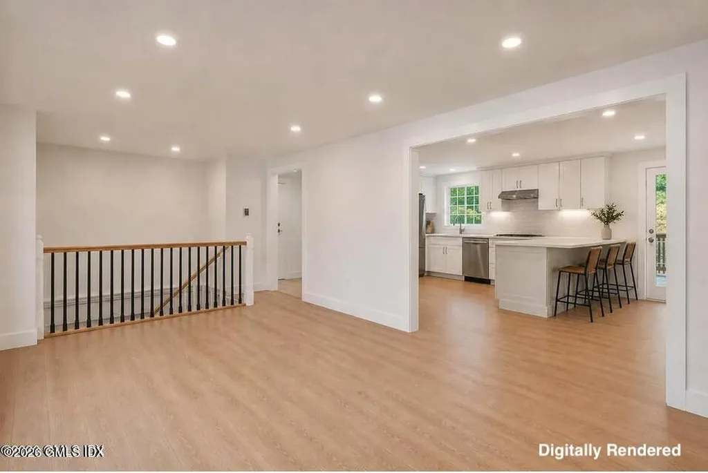22 Carrona Drive Riverside CT 06878