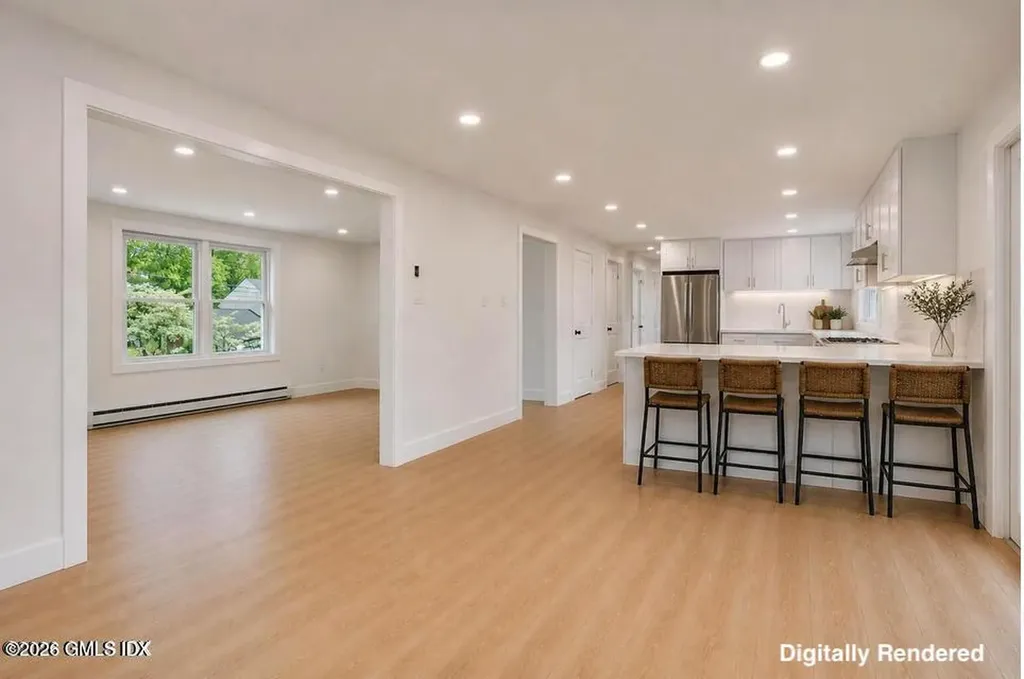 22 Carrona Drive Riverside CT 06878