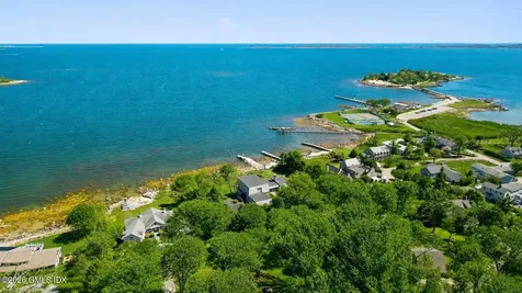 39 Chippechaug Trail Stonington CT 06378