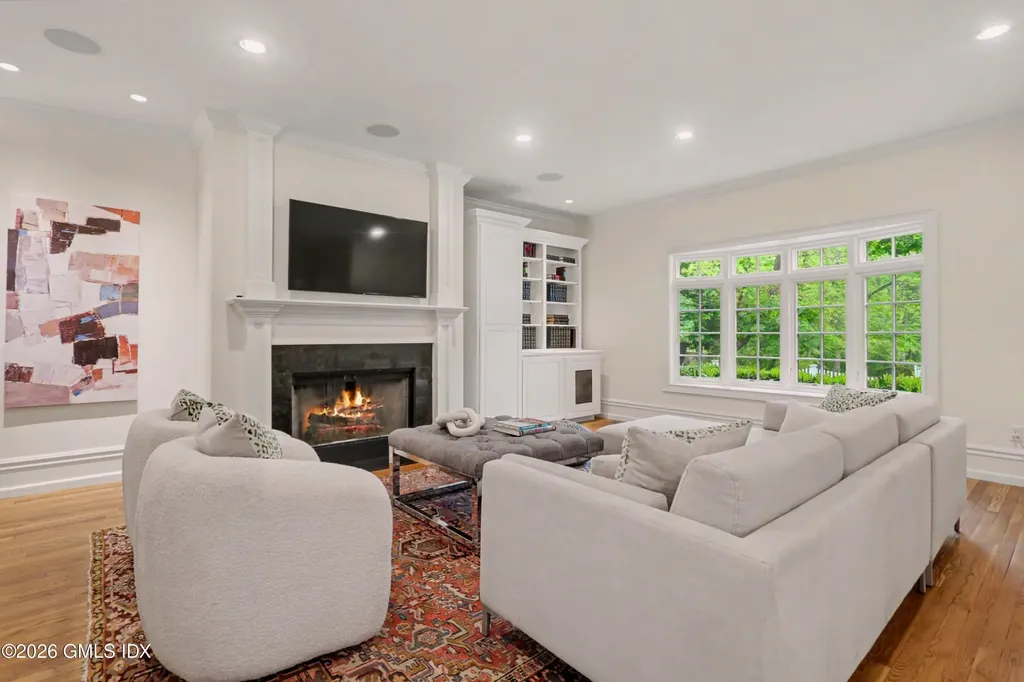 73 Lockwood Road Riverside CT 06878