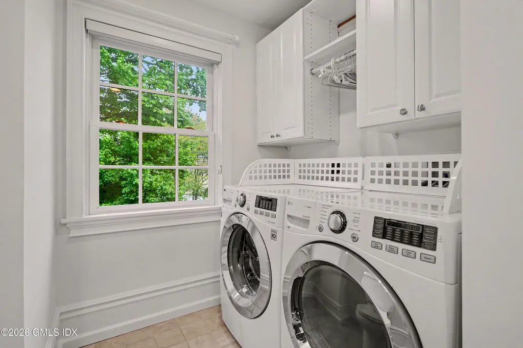 73 Lockwood Road Riverside CT 06878