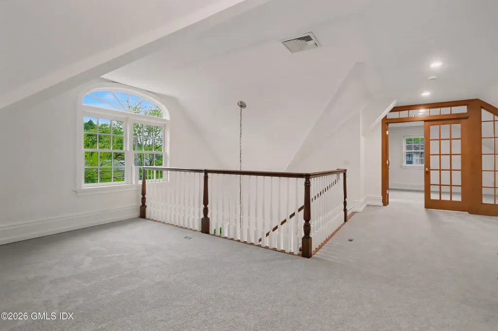 73 Lockwood Road Riverside CT 06878