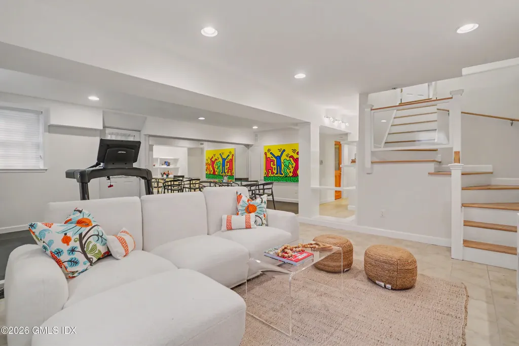 73 Lockwood Road Riverside CT 06878