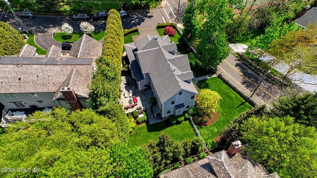 73 Lockwood Road Riverside CT 06878