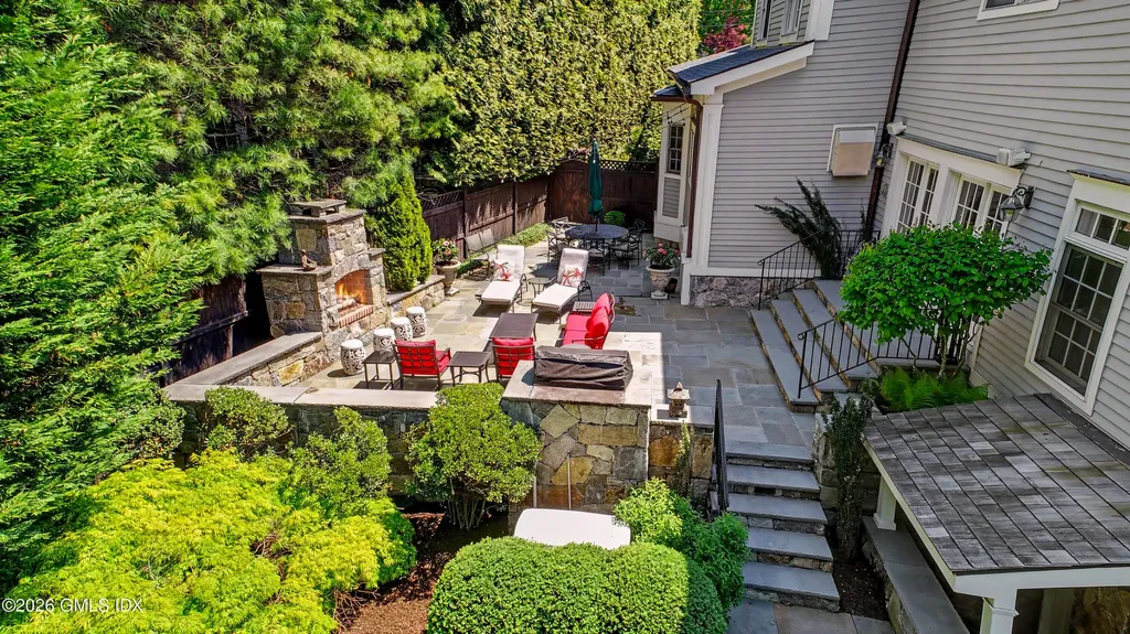 73 Lockwood Road Riverside CT 06878