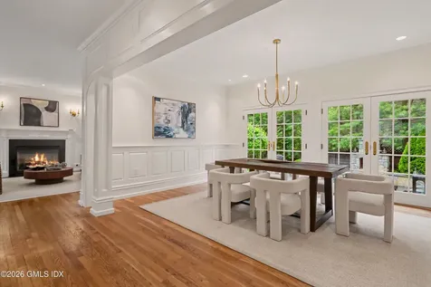 73 Lockwood Road Riverside CT 06878