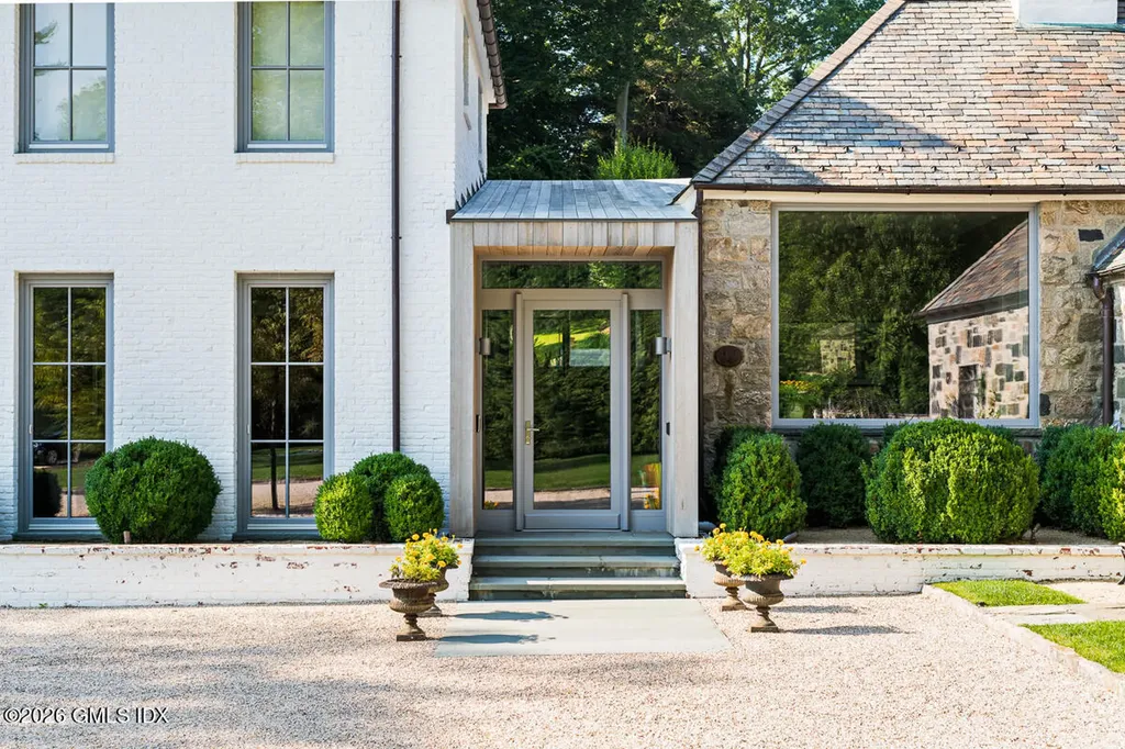 306 Round Hill Road Greenwich CT 06831