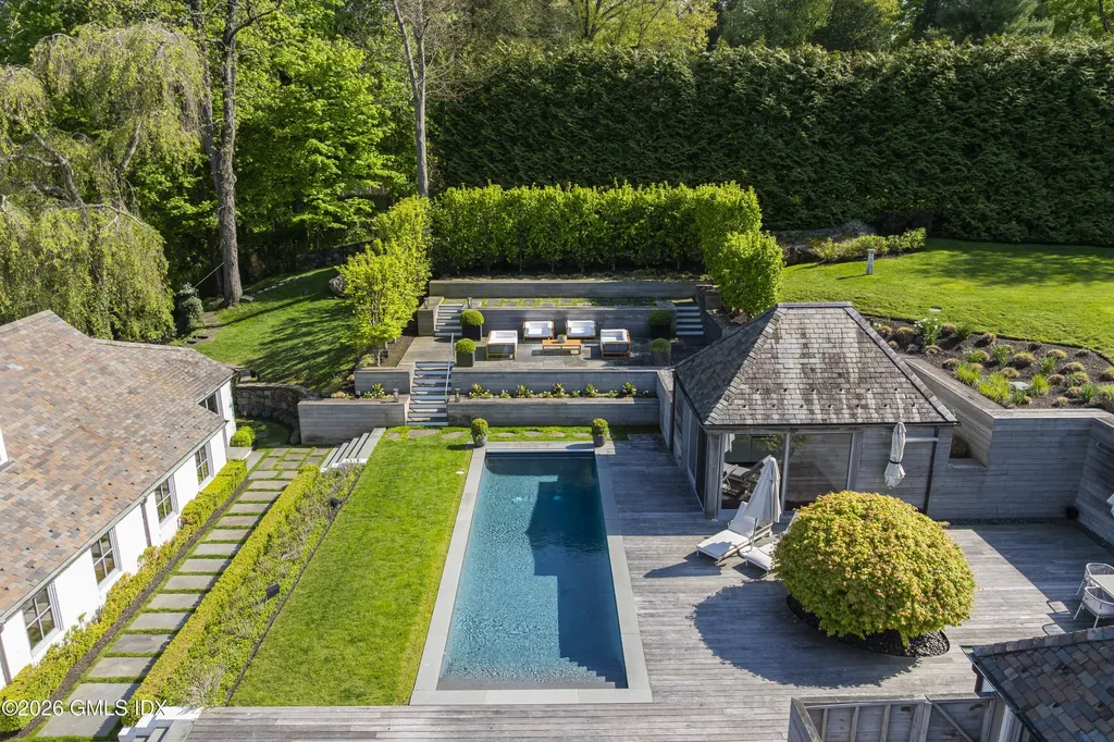 306 Round Hill Road Greenwich CT 06831