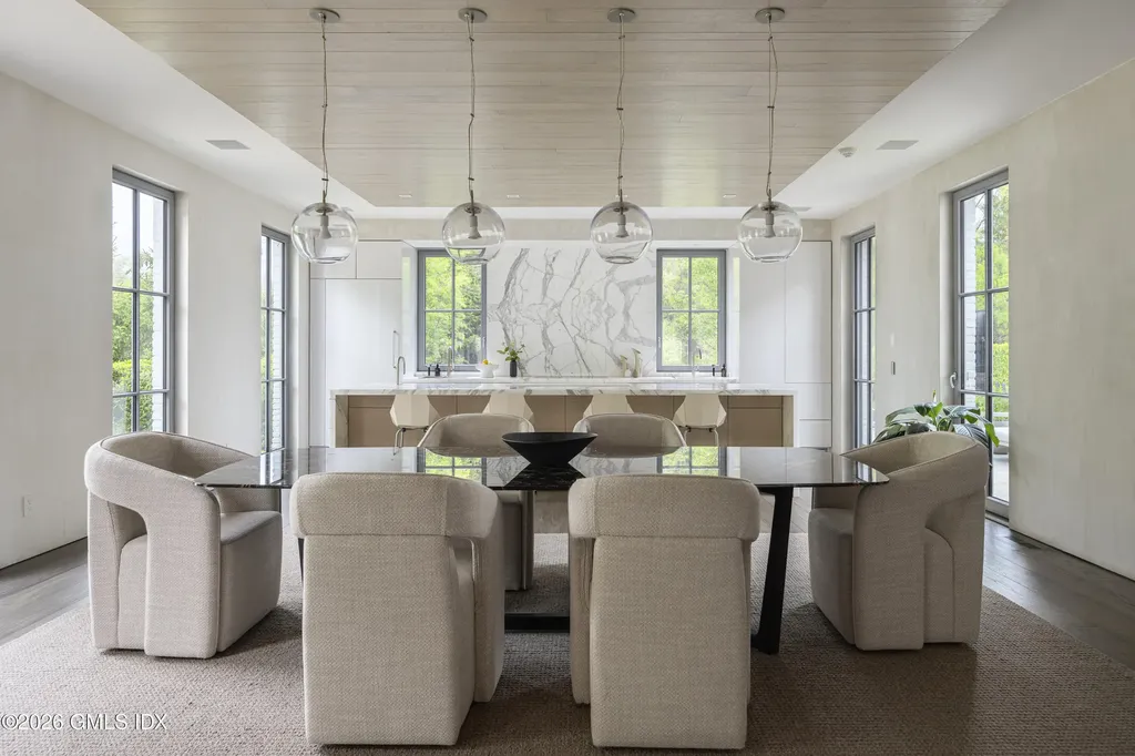 306 Round Hill Road Greenwich CT 06831