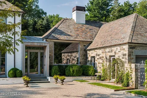 306 Round Hill Road Greenwich CT 06831