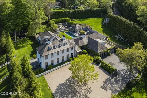 306 Round Hill Road Greenwich CT 06831