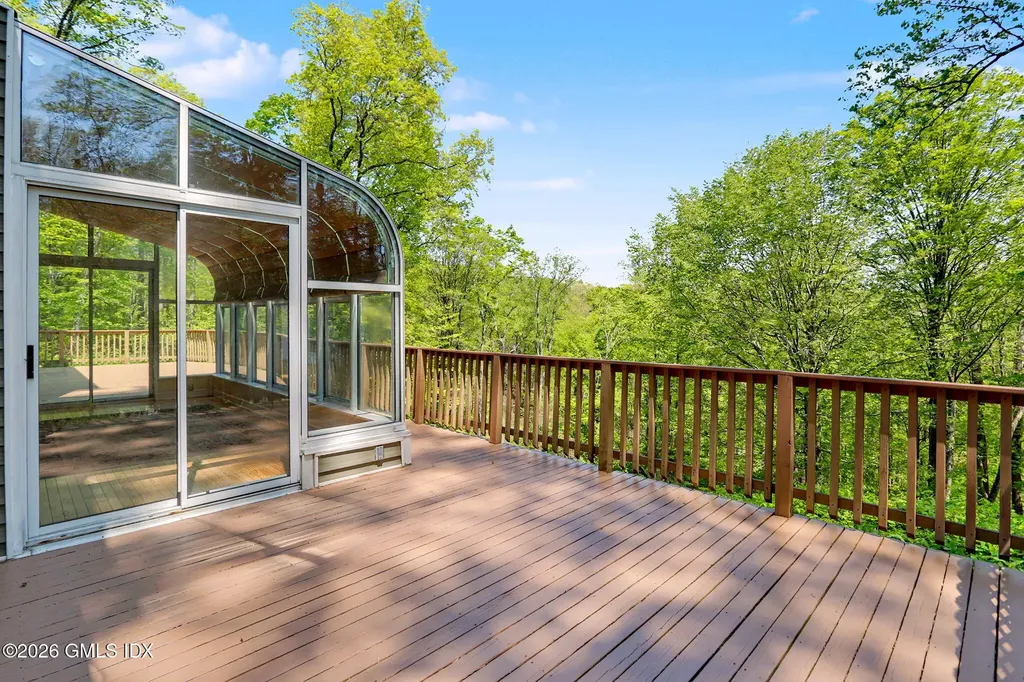 24 Hardscrabble Road Greenwich CT 06831