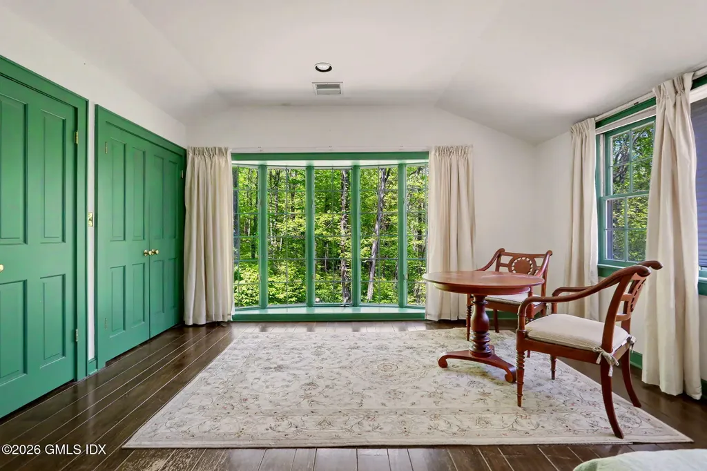 24 Hardscrabble Road Greenwich CT 06831