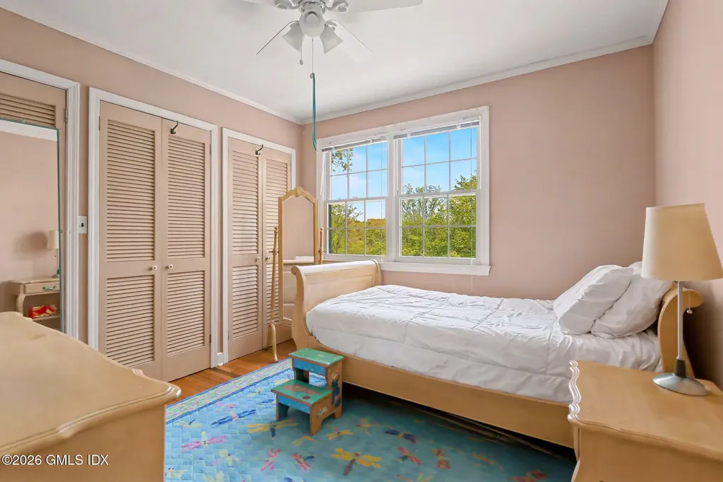 24 Hardscrabble Road Greenwich CT 06831