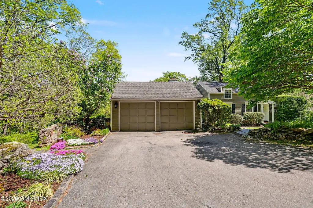 24 Hardscrabble Road Greenwich CT 06831