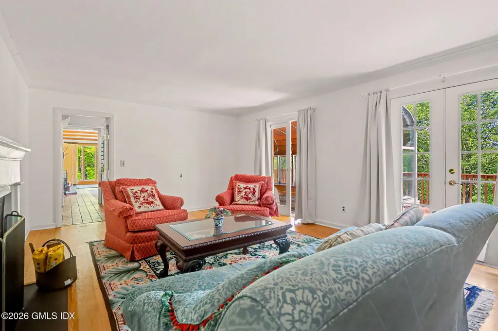 24 Hardscrabble Road Greenwich CT 06831