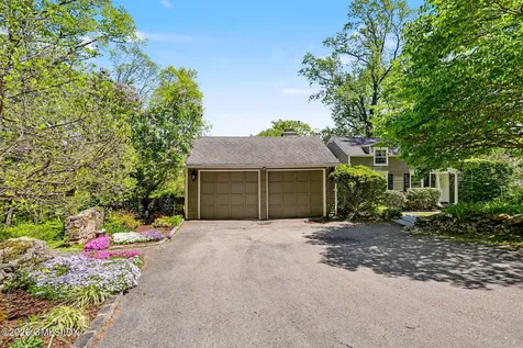 24 Hardscrabble Road Greenwich CT 06831