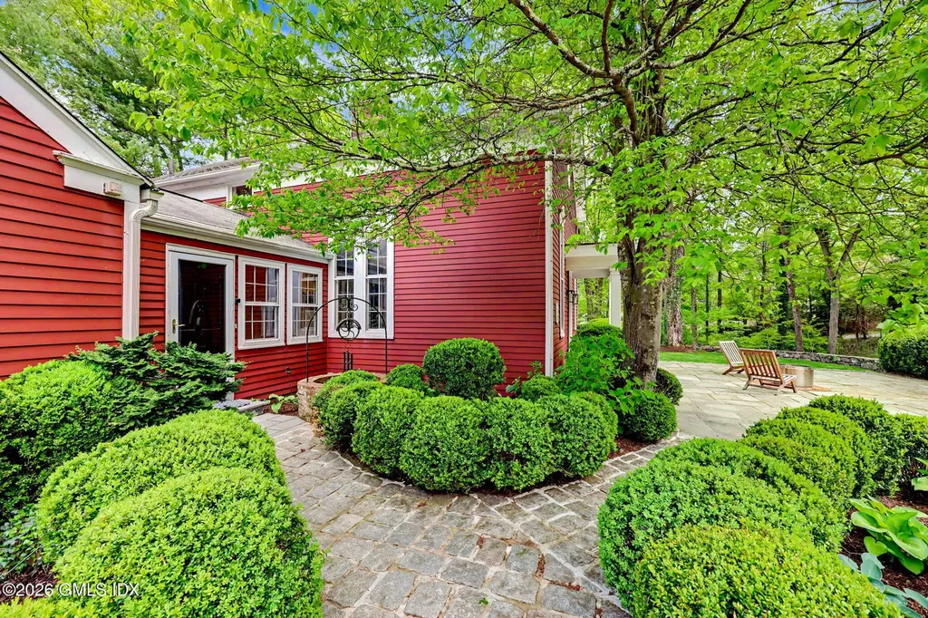 196 W Norwalk Road Norwalk CT 06850