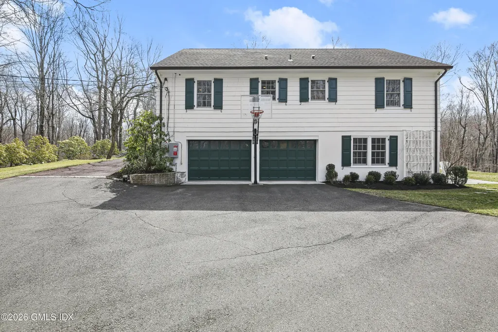 55 Stag Lane Greenwich CT 06831