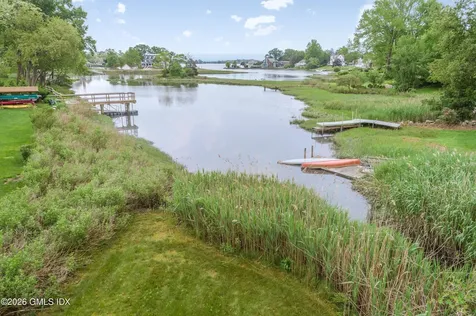 14 Shoal Point Lane Riverside CT 06878